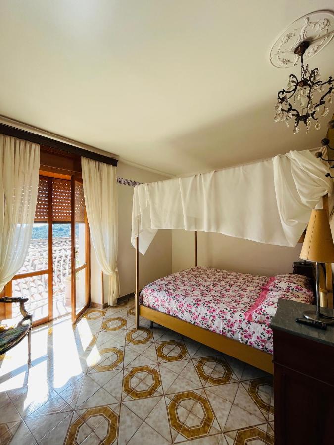 Big House Vicino Al Castello Apartment ร็อคคา อิเปริอาเล ภายนอก รูปภาพ